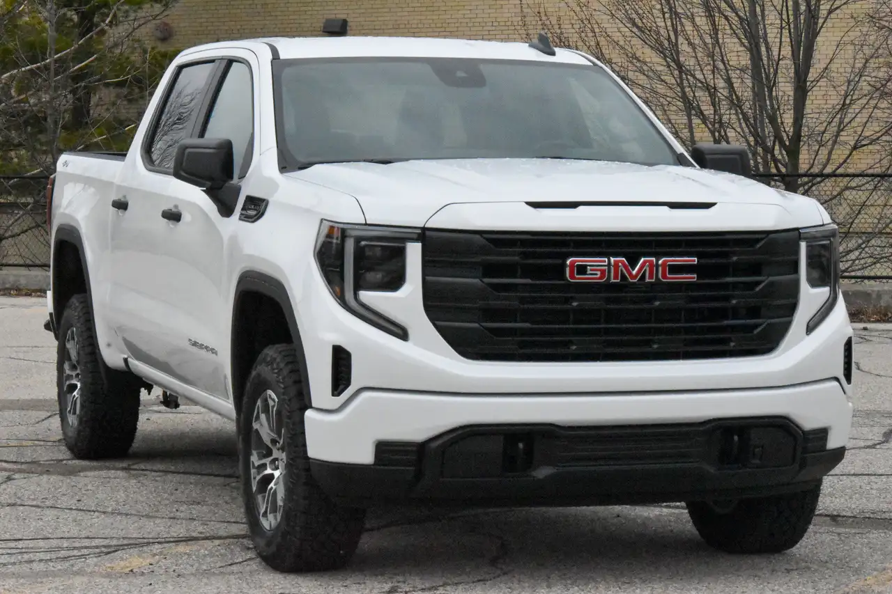 GMC Sierra 1500 снимка GMC Sierra 1500