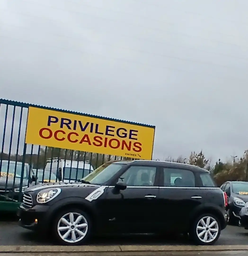 MINI Cooper D Countryman 16D ALL 4 CUIR TOIT PANO GPS AIRCO EL CAPTEUR JALU Zwart - 1