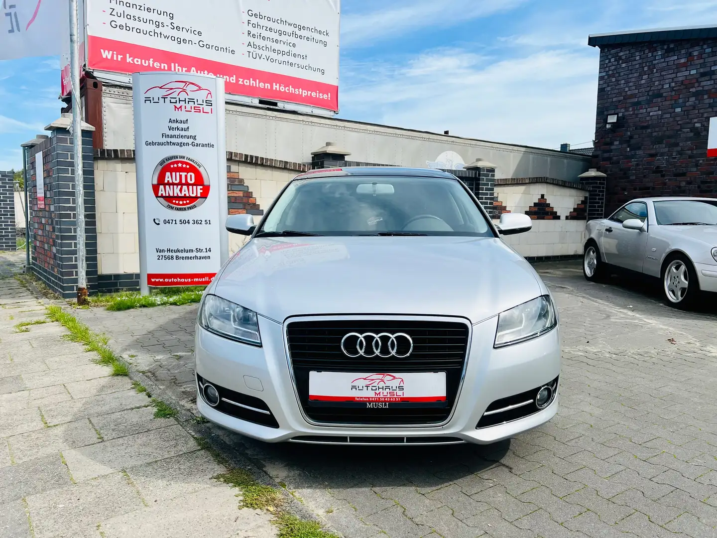 Audi A3 1.4 TFSI 125 PS * Panorama * BOSE * Standheizung * Silber - 2