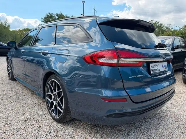 Ford Mondeo view 6