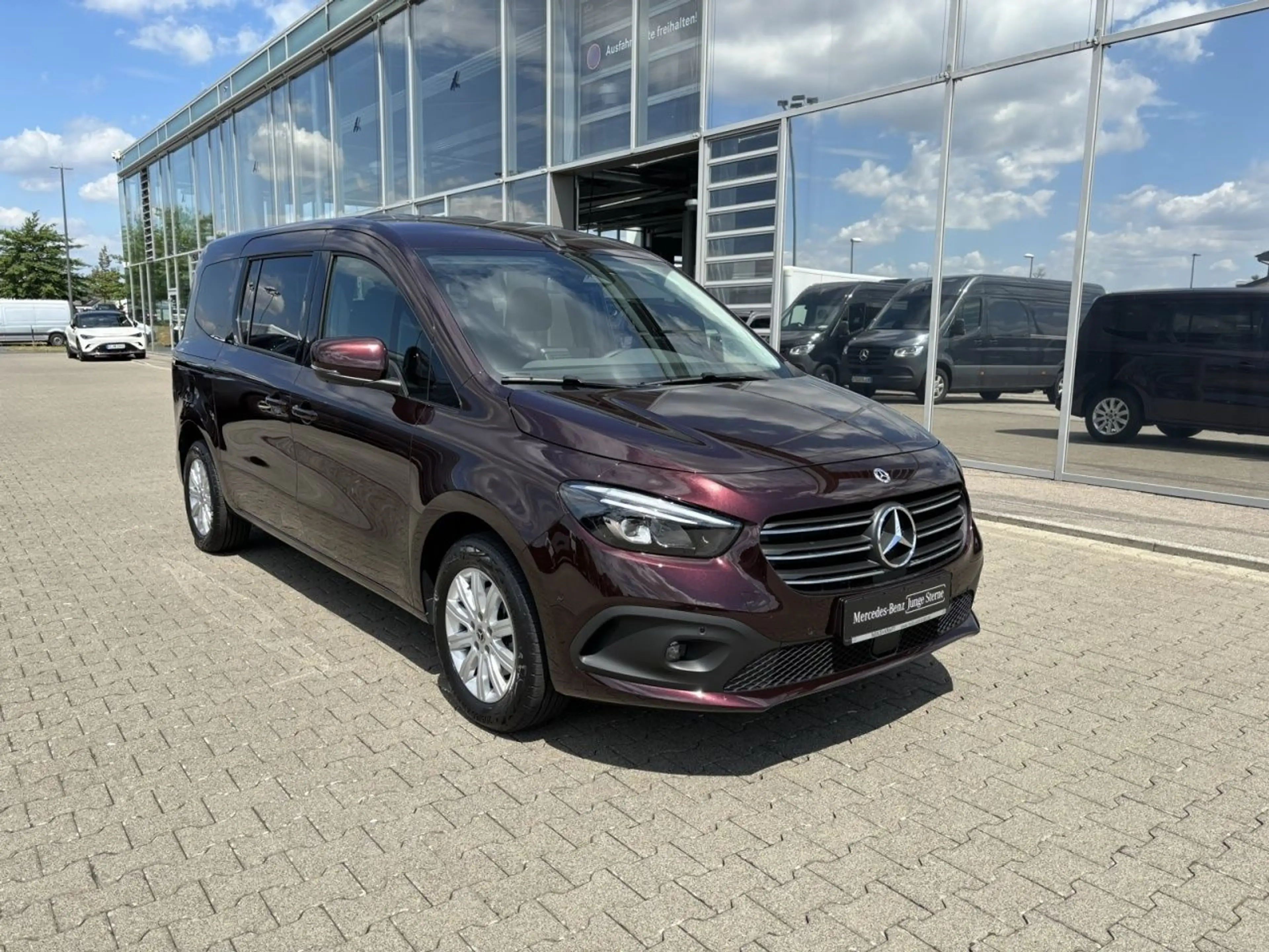 Mercedes-Benz T-Class T 180 PROGRESSIVE Lang PROGRESSIVE+AMBIENTE+AHK — photo 4