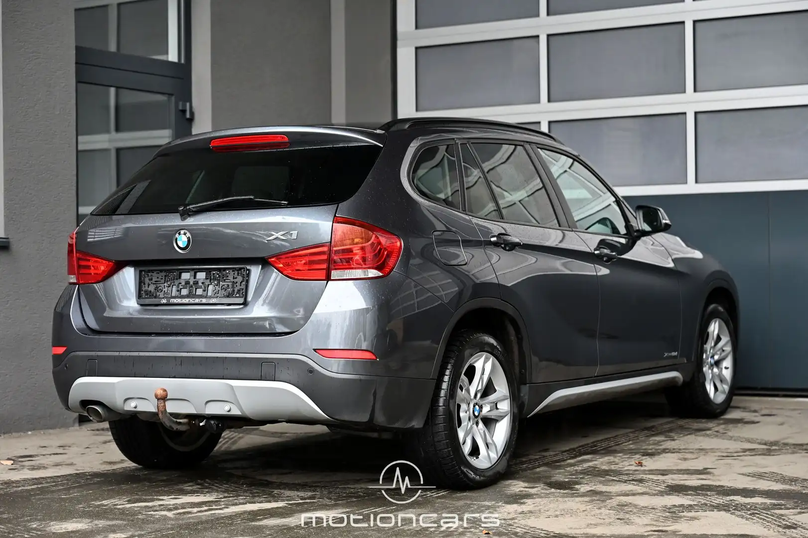 BMW X1 xDrive 18d Pickerl NEU Silber - 2