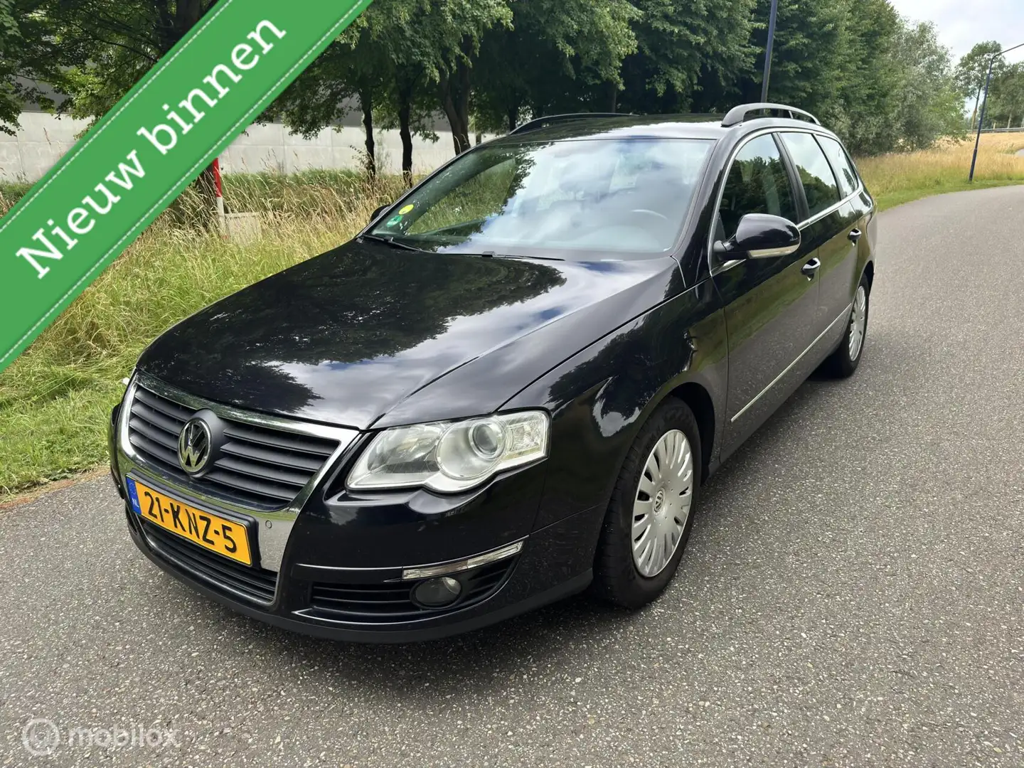 Volkswagen Passat Variant 1.4 TSI Comfortline BlueMotion Zwart - 1
