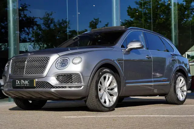 Bentley Bentayga 6.0 W12 Mulliner Natuurbruin
