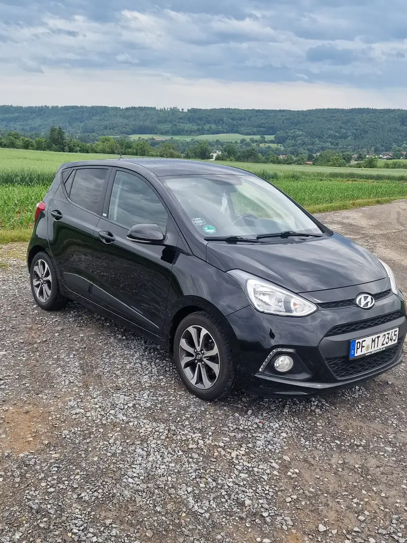 Hyundai i10 Passion Schwarz - 1