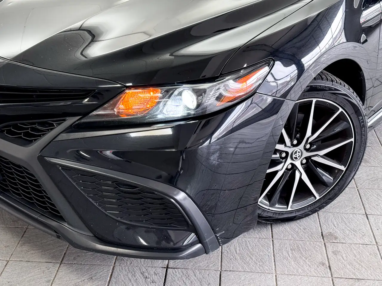 Toyota Camry снимка Toyota Camry