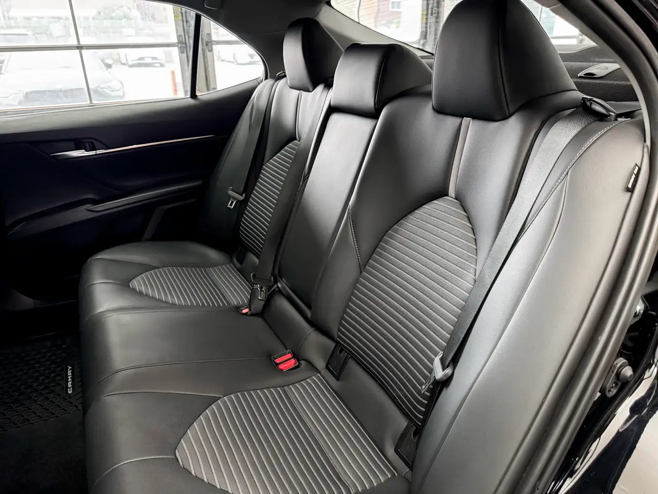 Toyota Camry снимка Toyota Camry