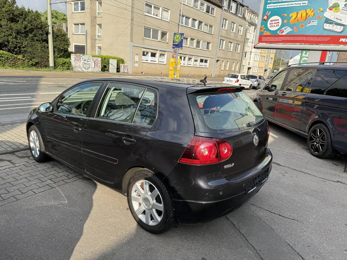 Volkswagen Golf 1.6 FSI Goal Schwarz - 2