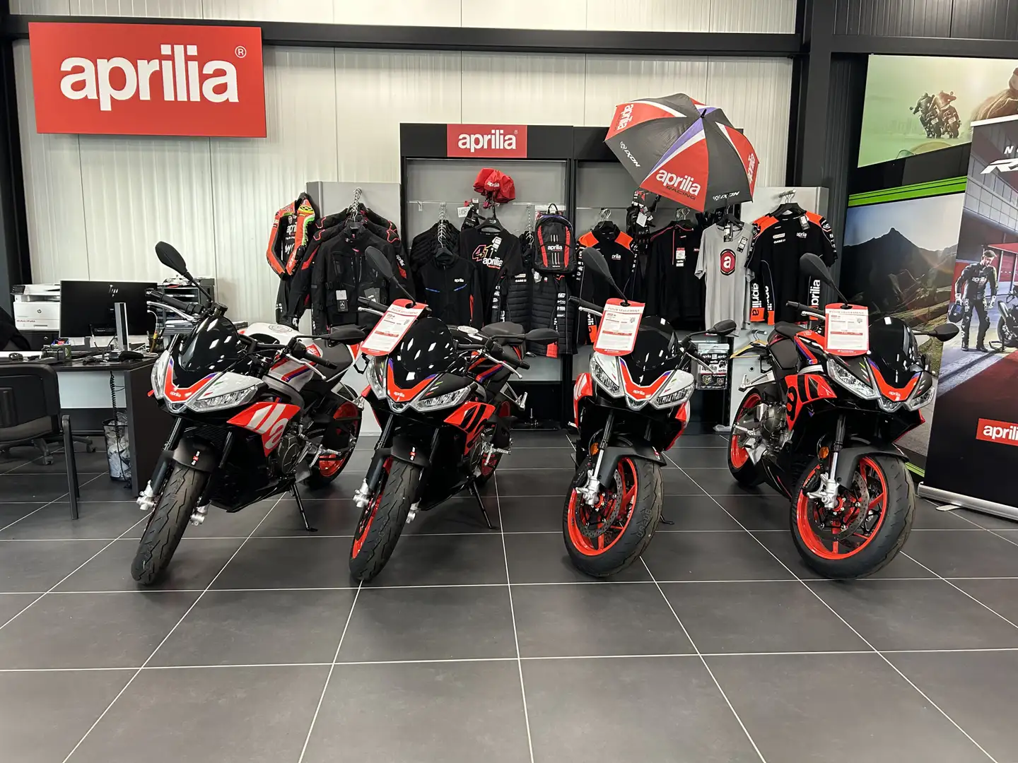 Aprilia Tuono - 2