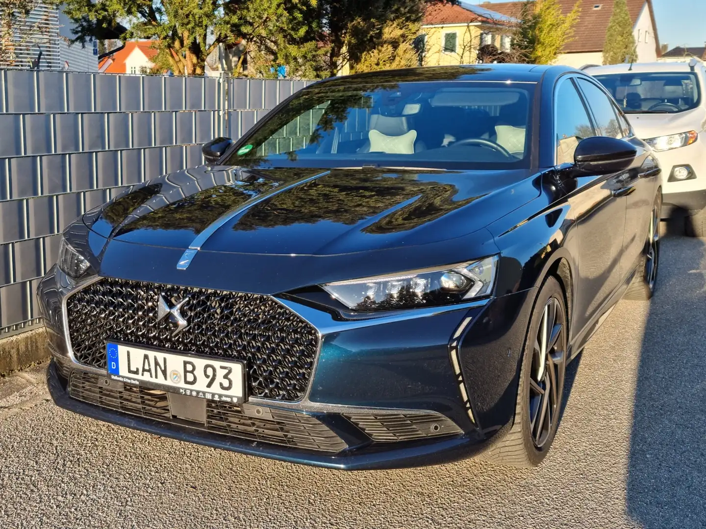 DS Automobiles DS 9 Rivoli Blau - 1