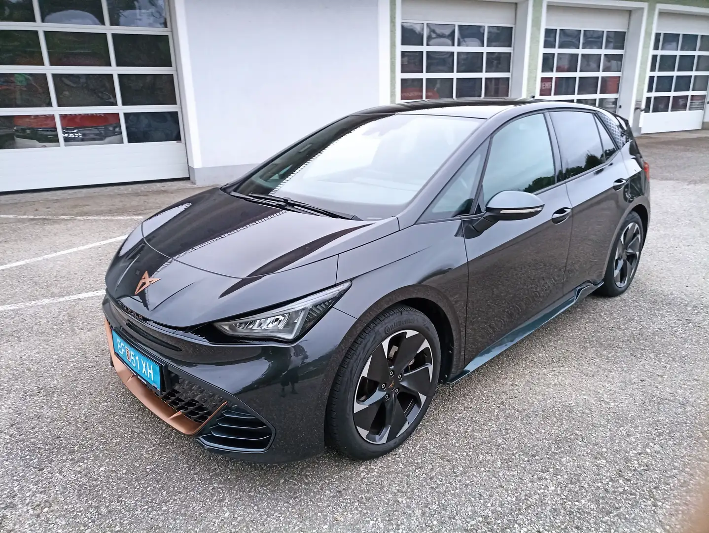 CUPRA Born Born 58kWh Alpha ,Led,Navi,Kamera,Pano,ACC,8fach Marrón - 2