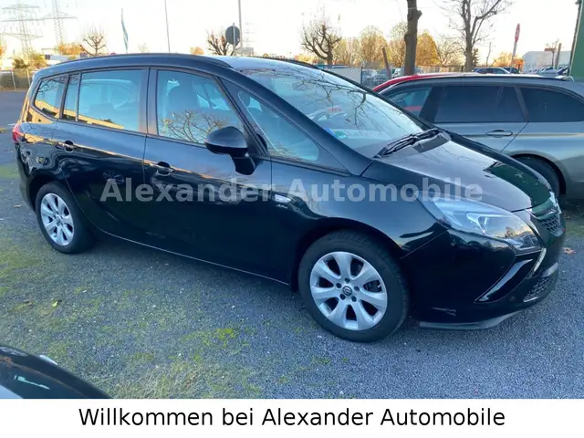 Opel Zafira Tourer Navi .Euro 6. Tüv. Neu ..