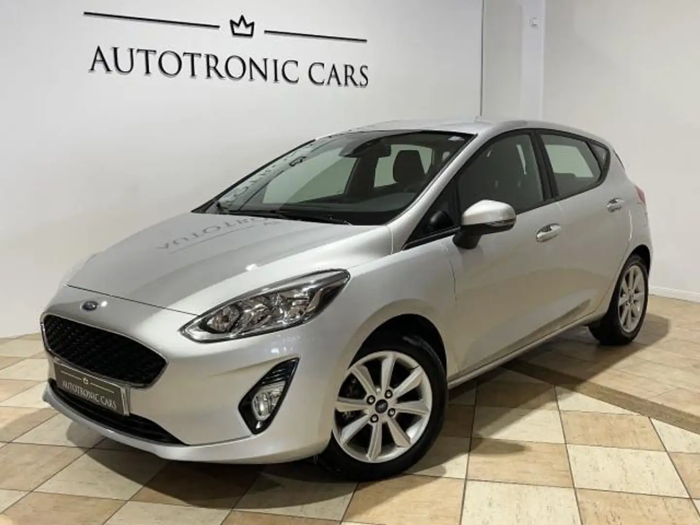 Ford Fiesta 1.5TDCi Trend+ 85 Gris - 1