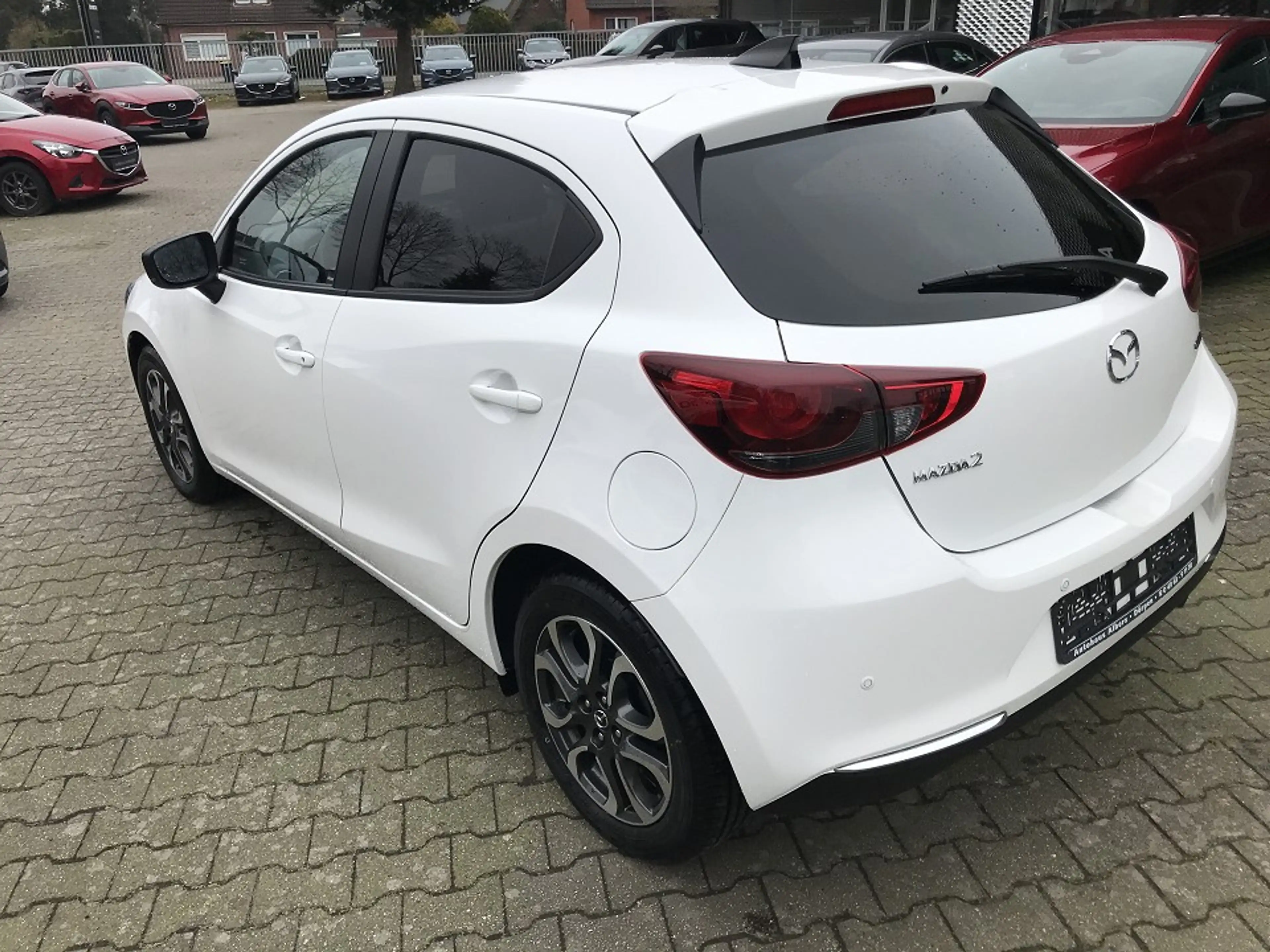 Mazda 2 SKYACTIV-G90 Homura, AUTOMATIK, NAVI, R.Kamera, — photo 8