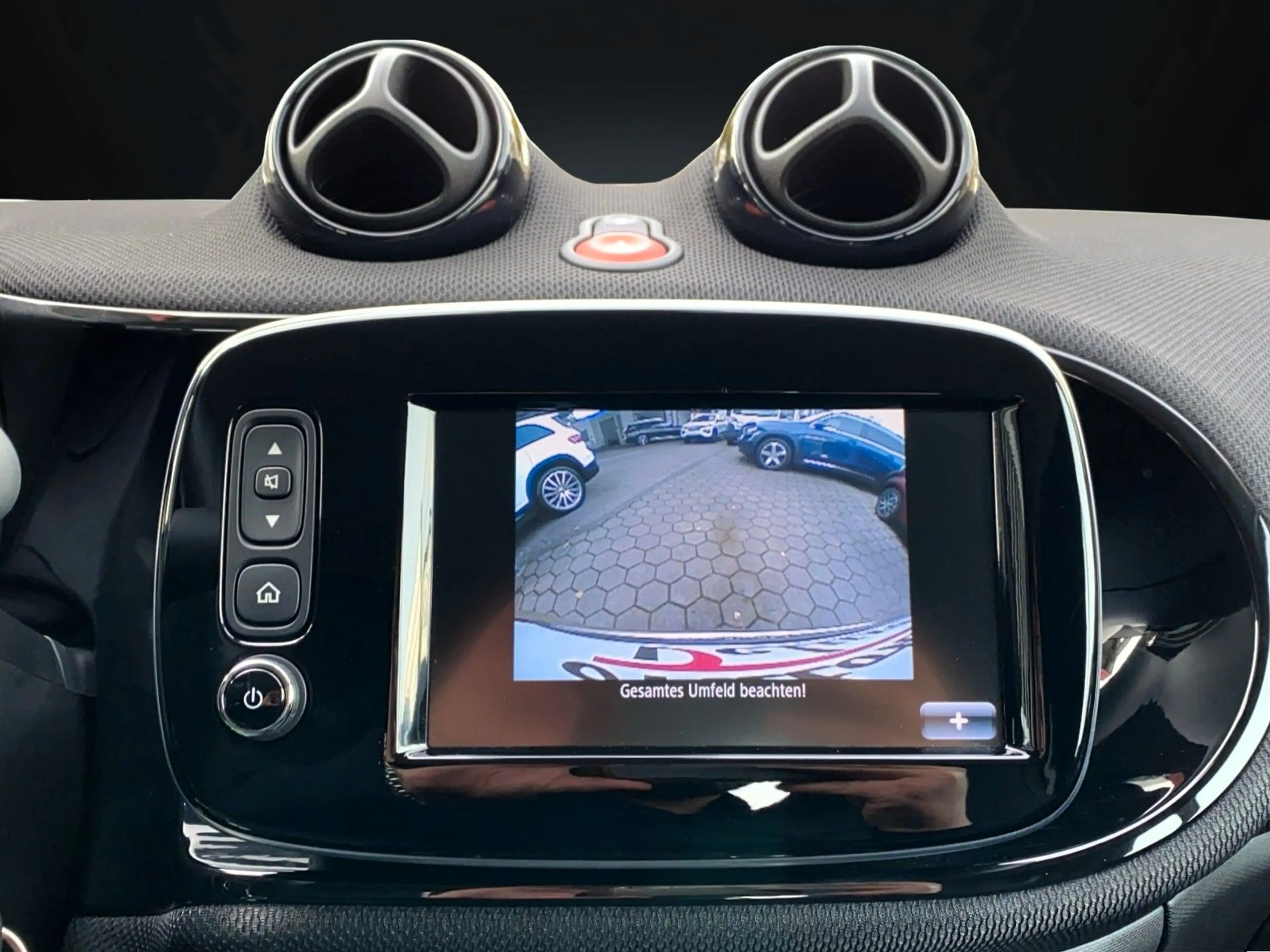 smart forTwo EQ CABRIO PRIME NAVI-KAMERA-LEDER-JBL-LED — photo 11