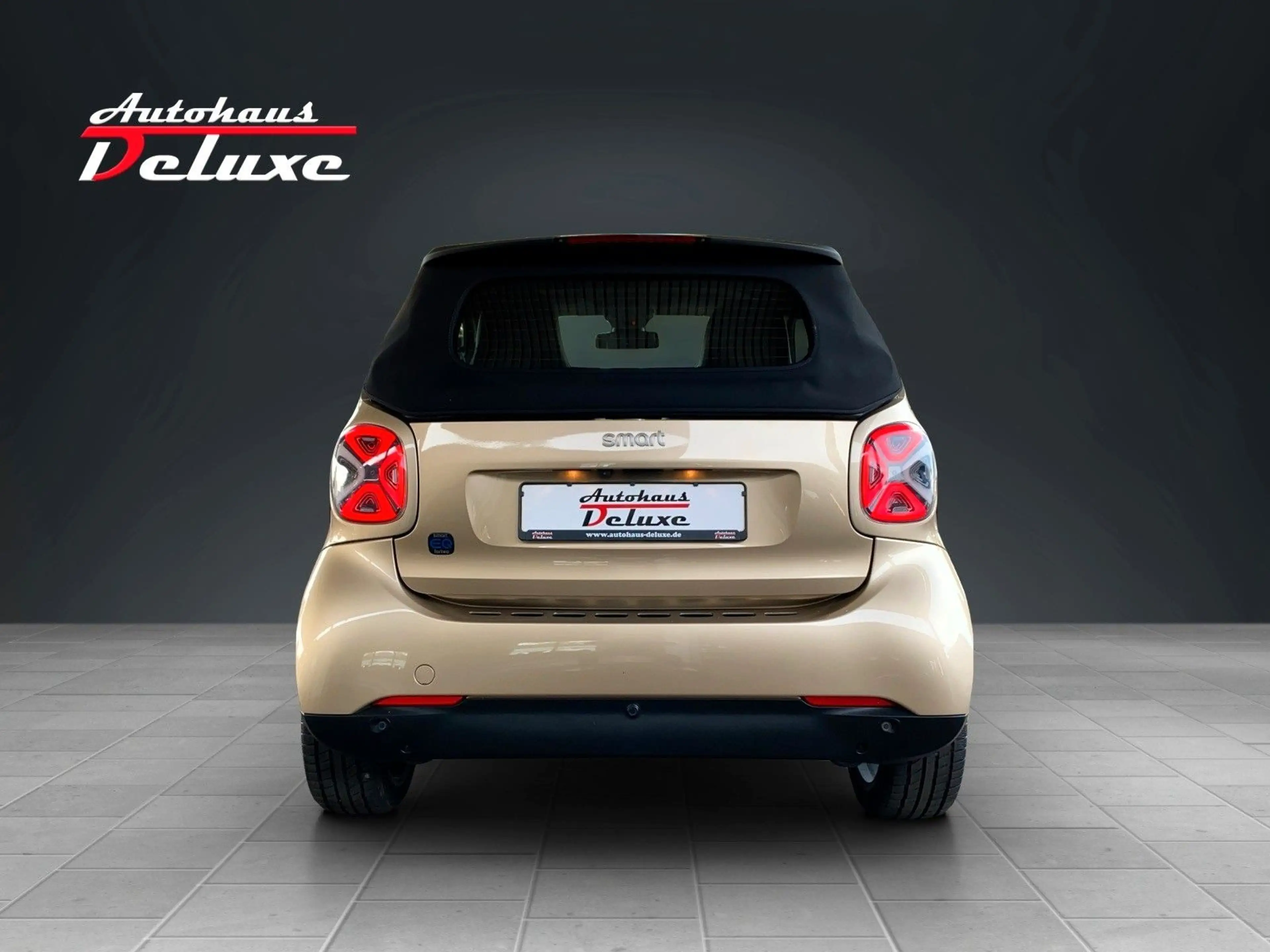 smart forTwo EQ CABRIO PRIME NAVI-KAMERA-LEDER-JBL-LED — photo 6
