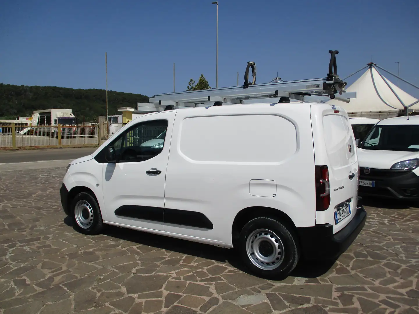 Peugeot Partner 1.5 HDI 100CV 3 POSTI Blanco - 2