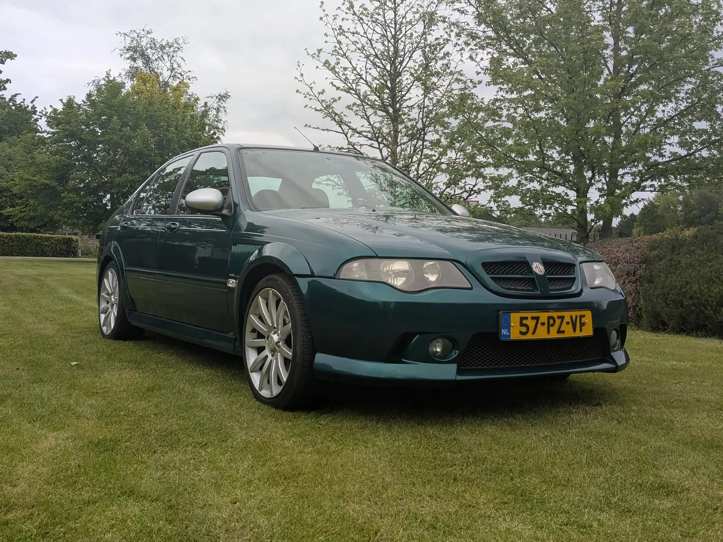 MG ZS 1.8 120 Зелений - 2