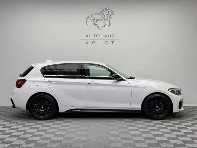 BMW 1 Series view 4