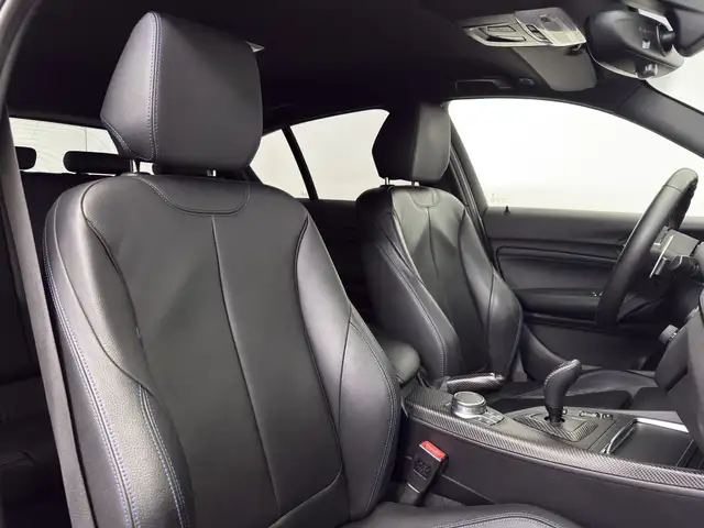 BMW 1 Series view 15