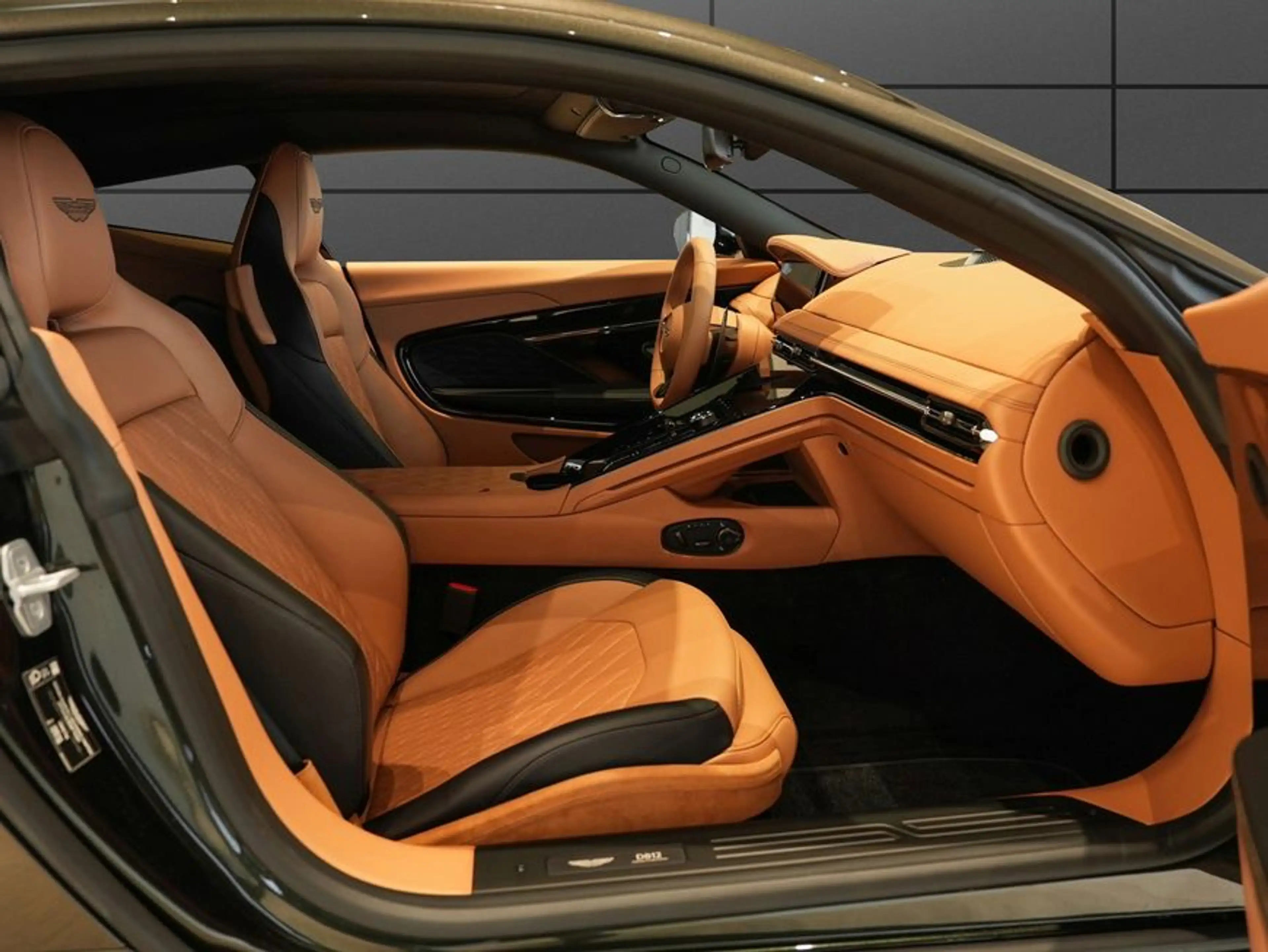 Aston Martin DB12 Coupe — photo 15