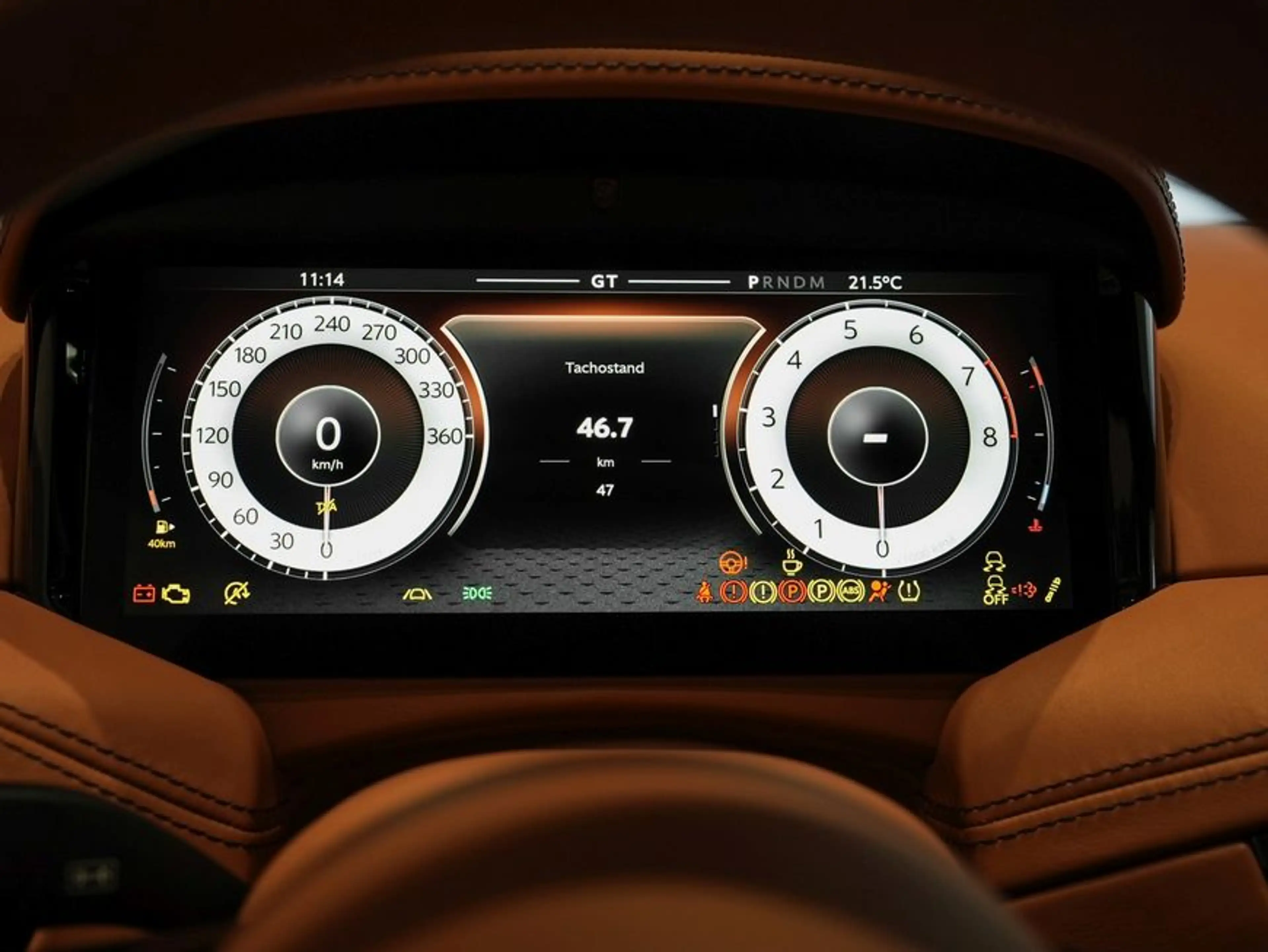 Aston Martin DB12 Coupe — photo 6