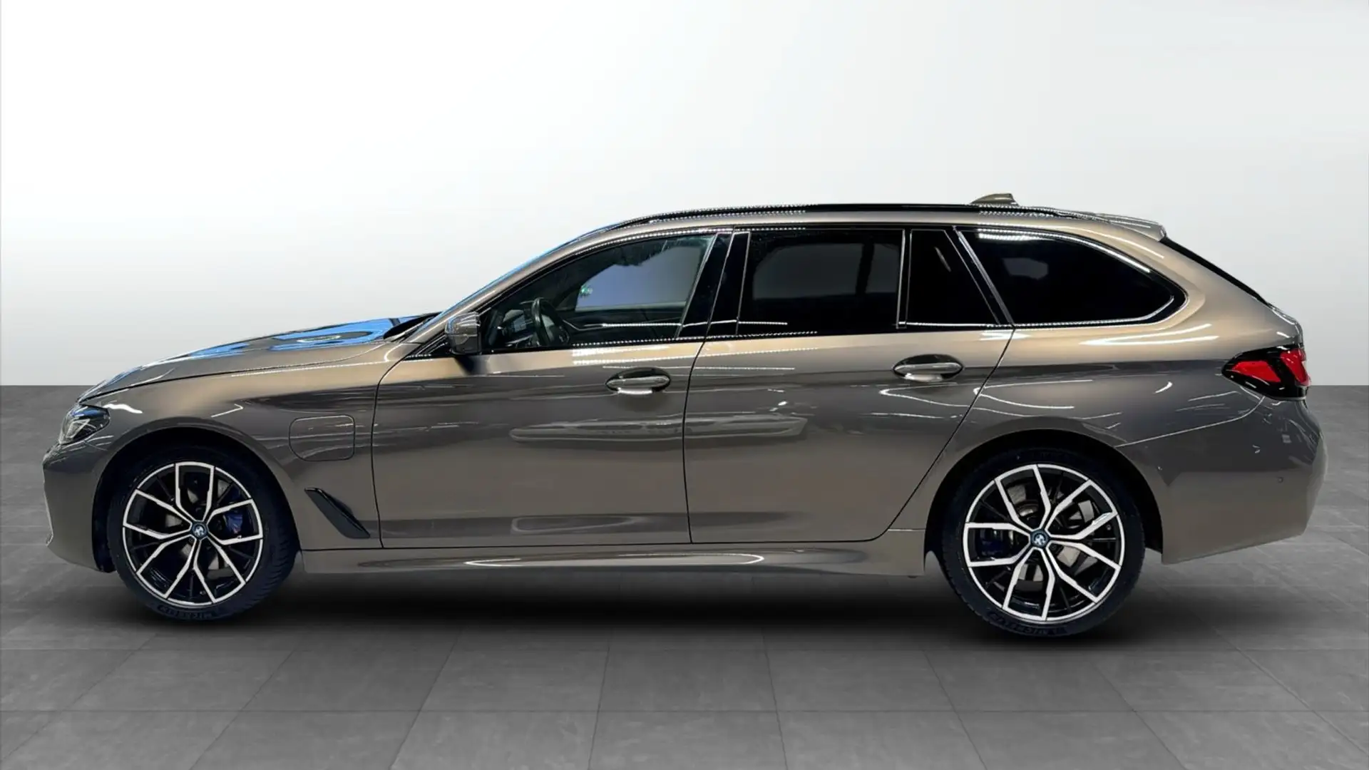 BMW 530 e xDrive M Sportpaket*Laser*HUD*ACC*Pano* Grau - 2