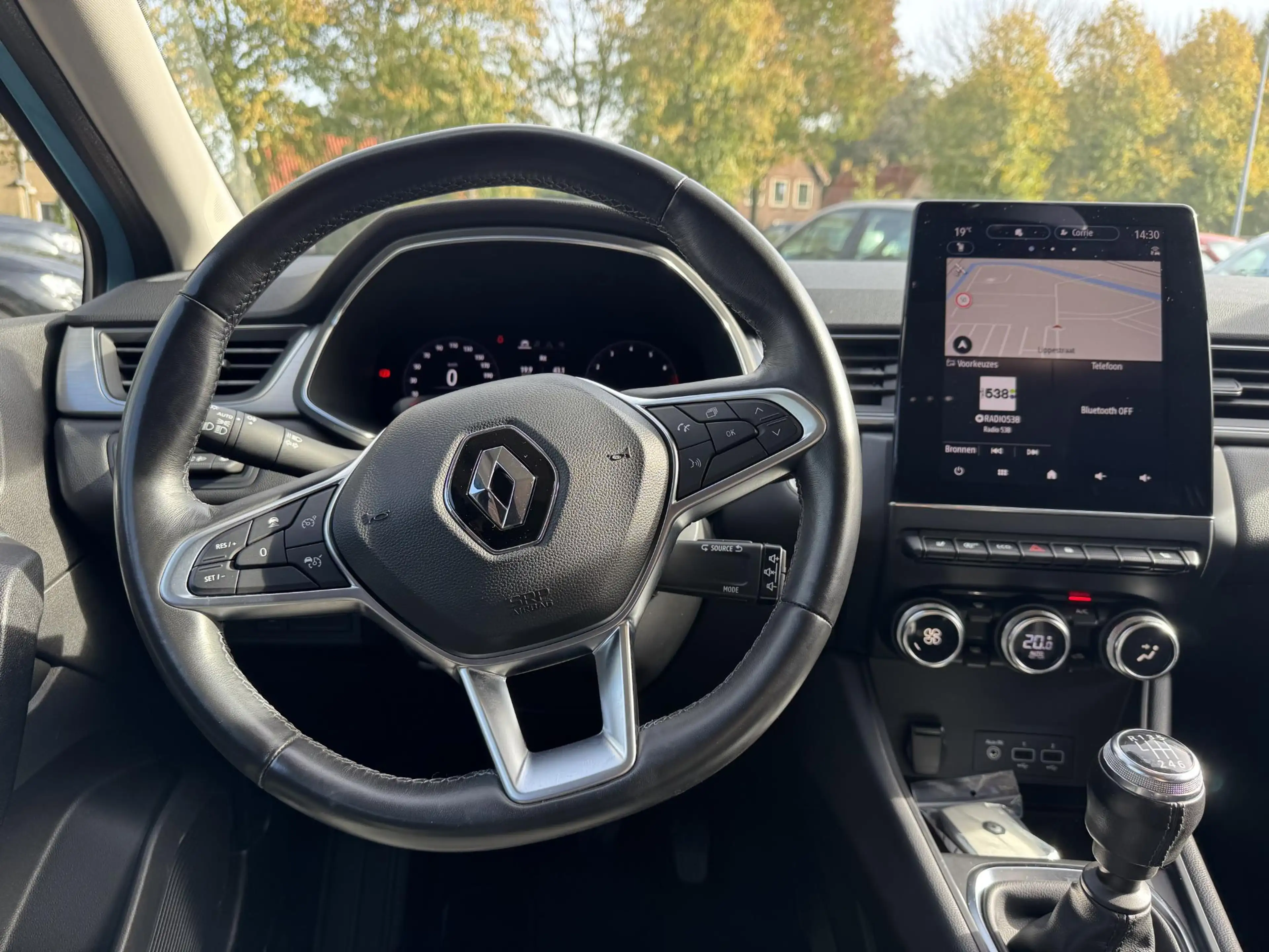 Renault Captur 1.0 TCe 90 Intens+Pack Winter!! — photo 13