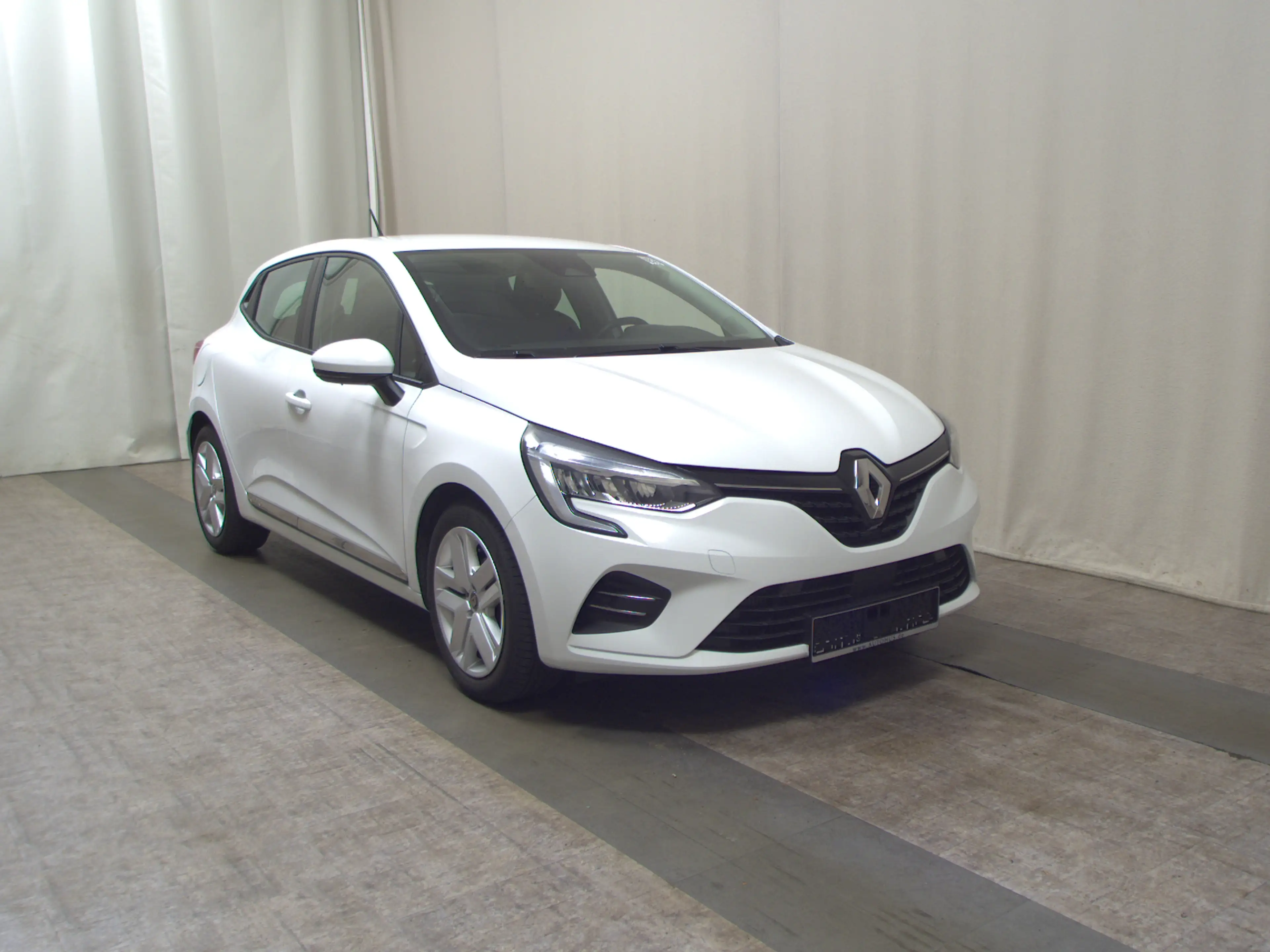 Renault Clio TCe 100 Navi LED Shz — photo 3