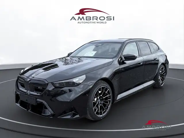 BMW M5 main image