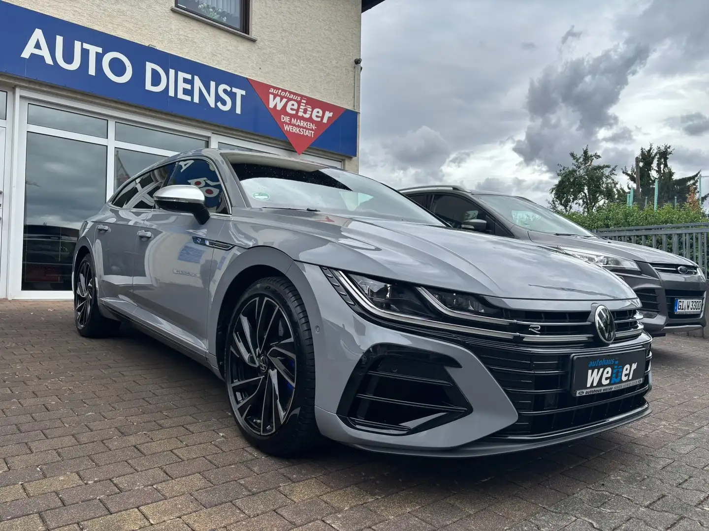 Volkswagen Arteon R 4MO*Shoot.Brak*PANO-Da.*360KAM*AHK*IQ-Light*Ergo Gris - 2
