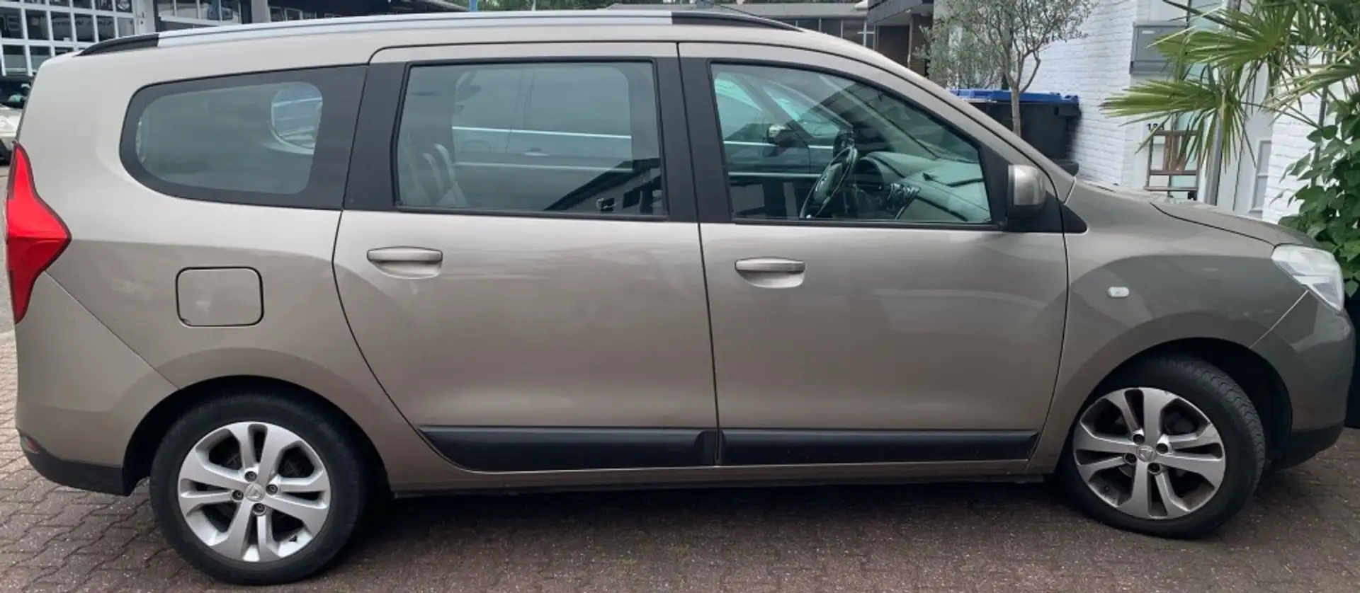 Dacia Lodgy Prestige * LPG * Leder * Klimaanlage* Beige - 2