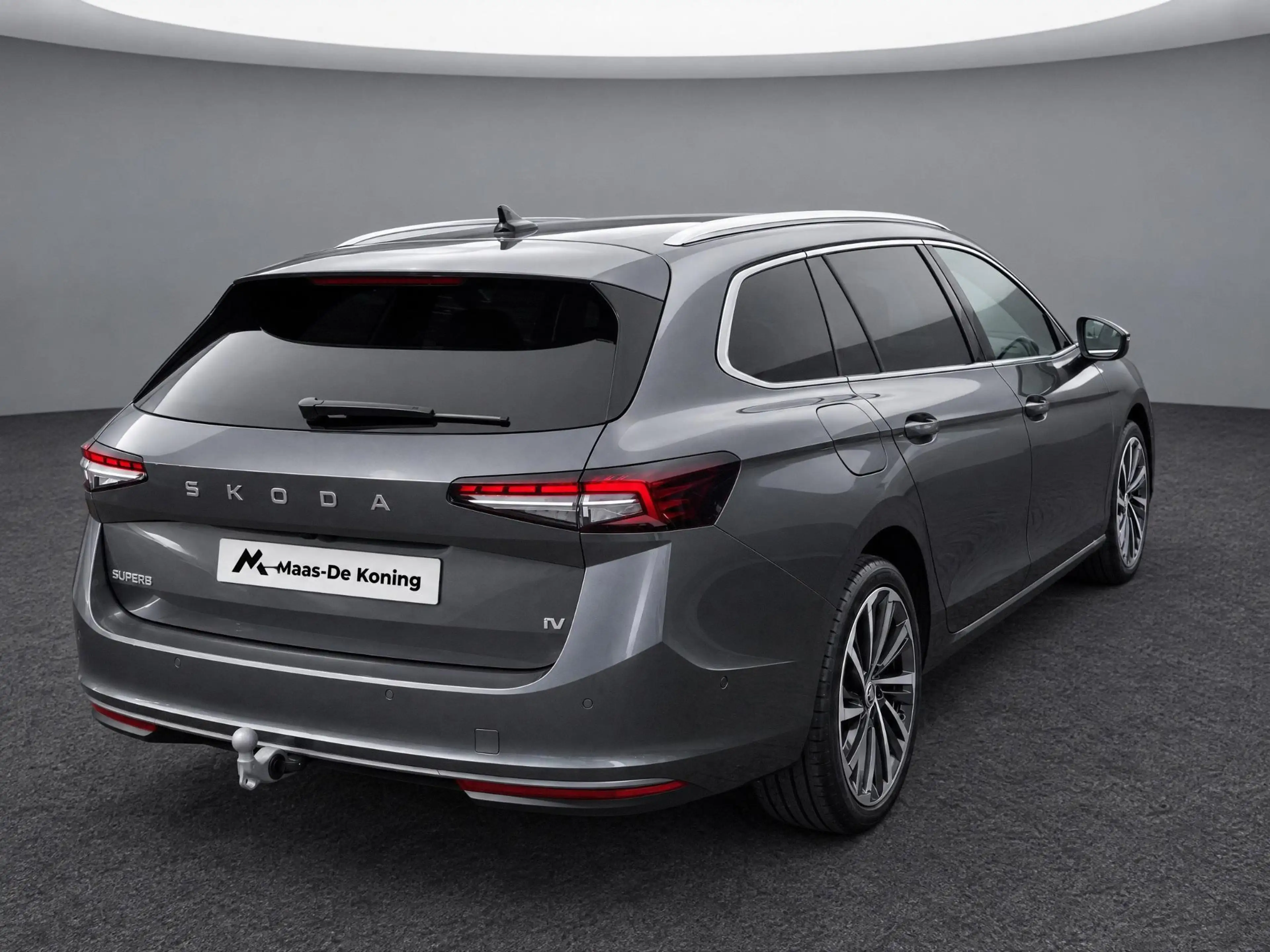 Skoda Superb Combi 1.5TSI 160kW/218PK PHEV Laurin & Klement · T — photo 4