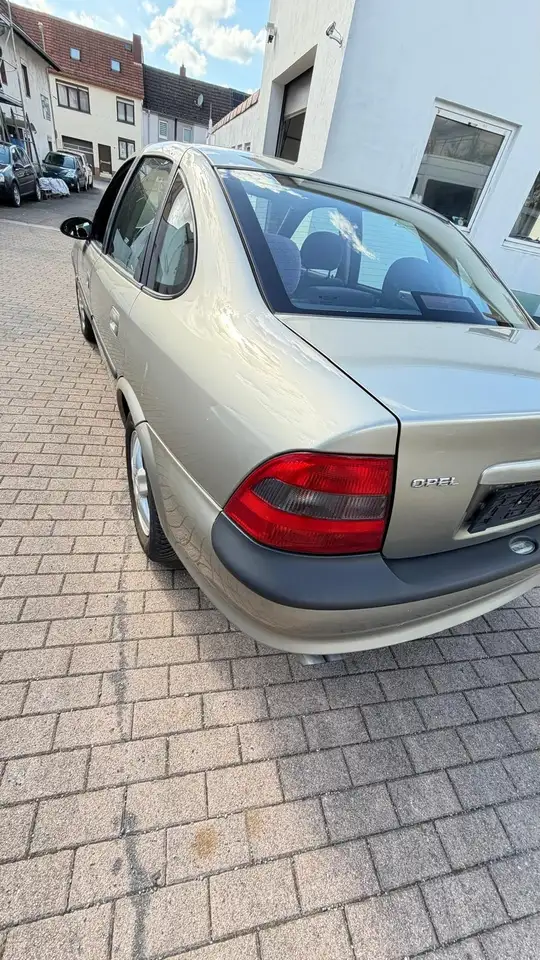 Opel Vectra Automatik, foto 3