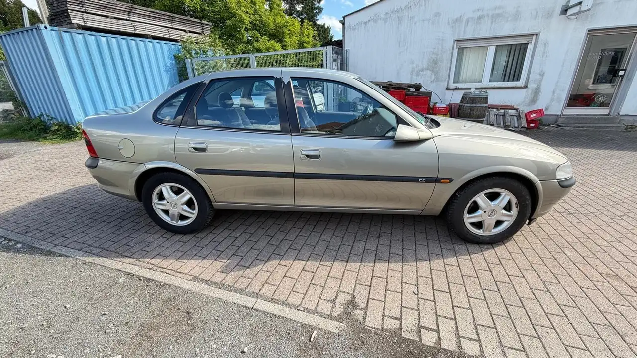 Opel Vectra Automatik, foto 1