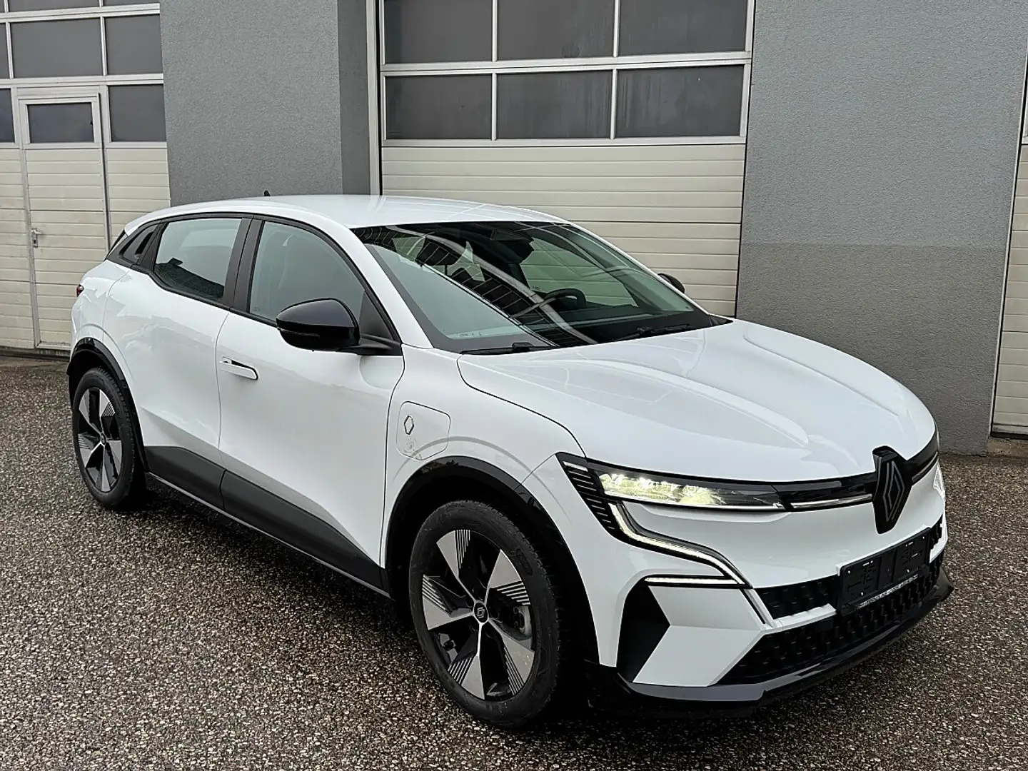 Renault Megane E-Tech Mégane E-tech Equilibre EV40 130hp 40kWh Weiß - 2