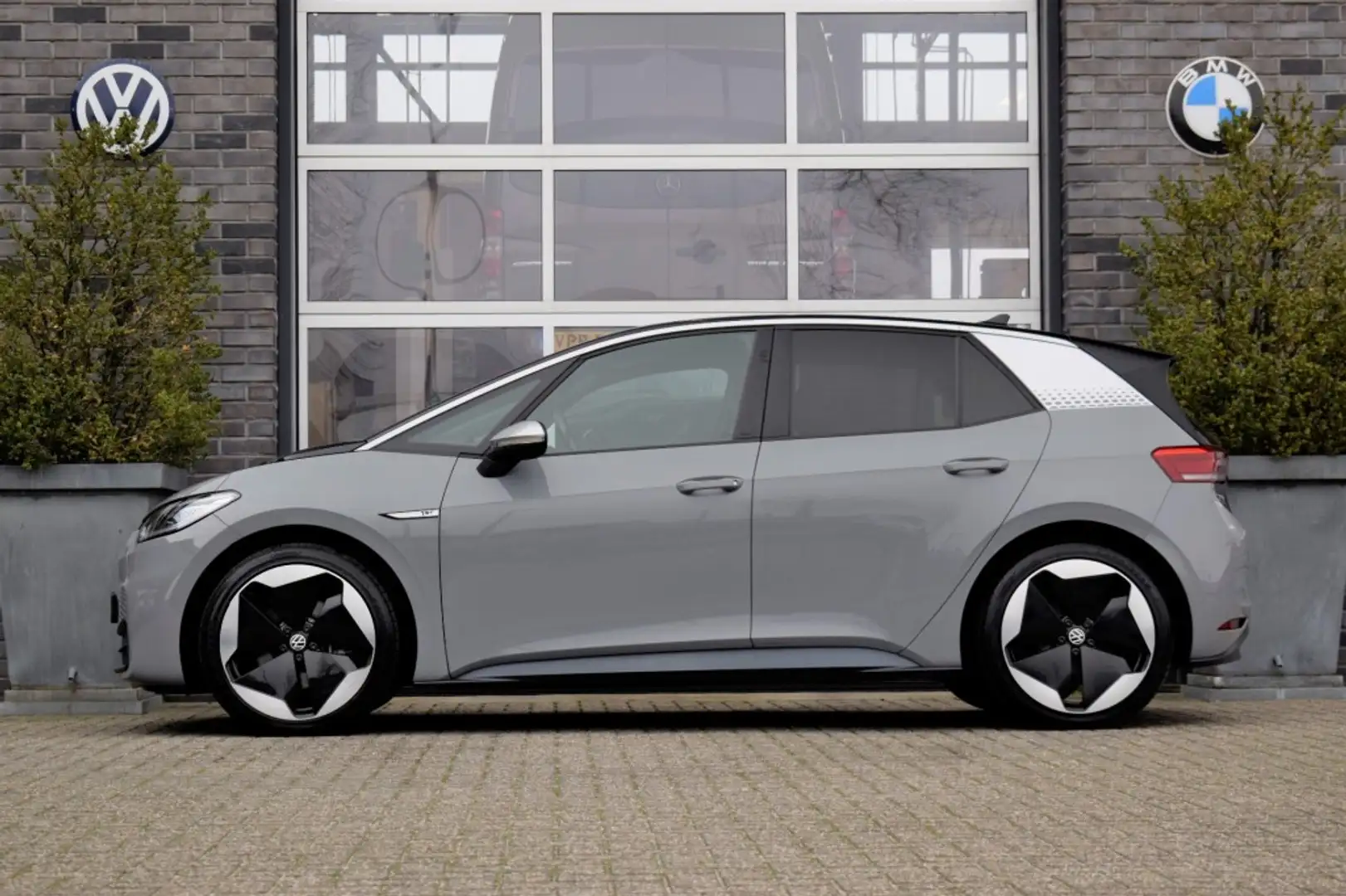 Volkswagen ID.3 PRO 1ST MAX 58KWh - 150KW PERFORMANCE - PANO Grijs - 2
