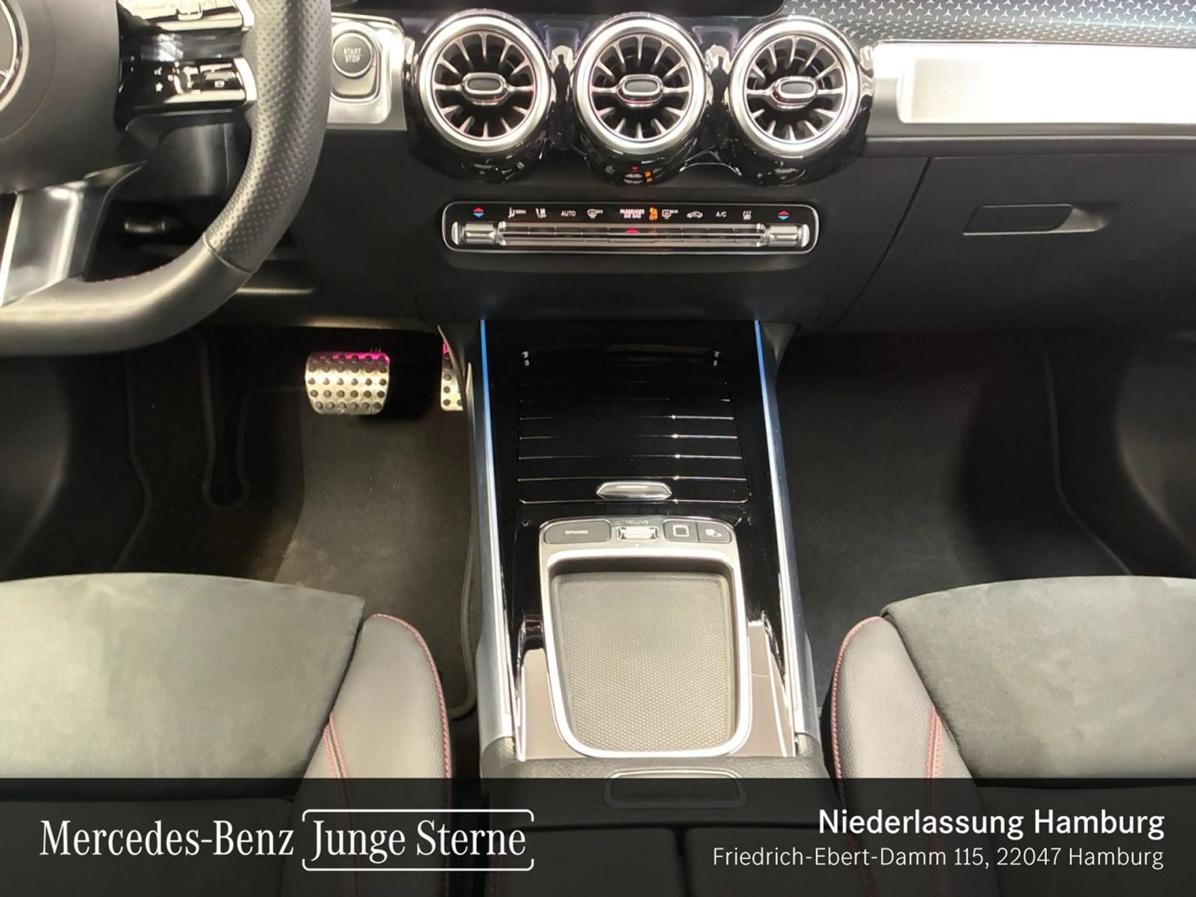 Mercedes-Benz EQB 250 AMG+PLUS-PAKET+AHK+PANO+360+MEMORY+KEYLESS — photo 15