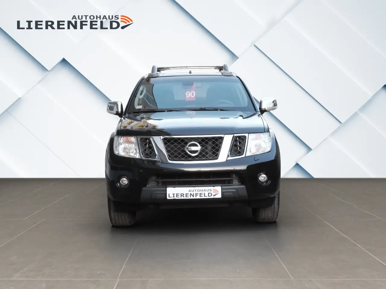 NISSAN NAVARA 190CH DOUBLE CABINE LE 4X4
