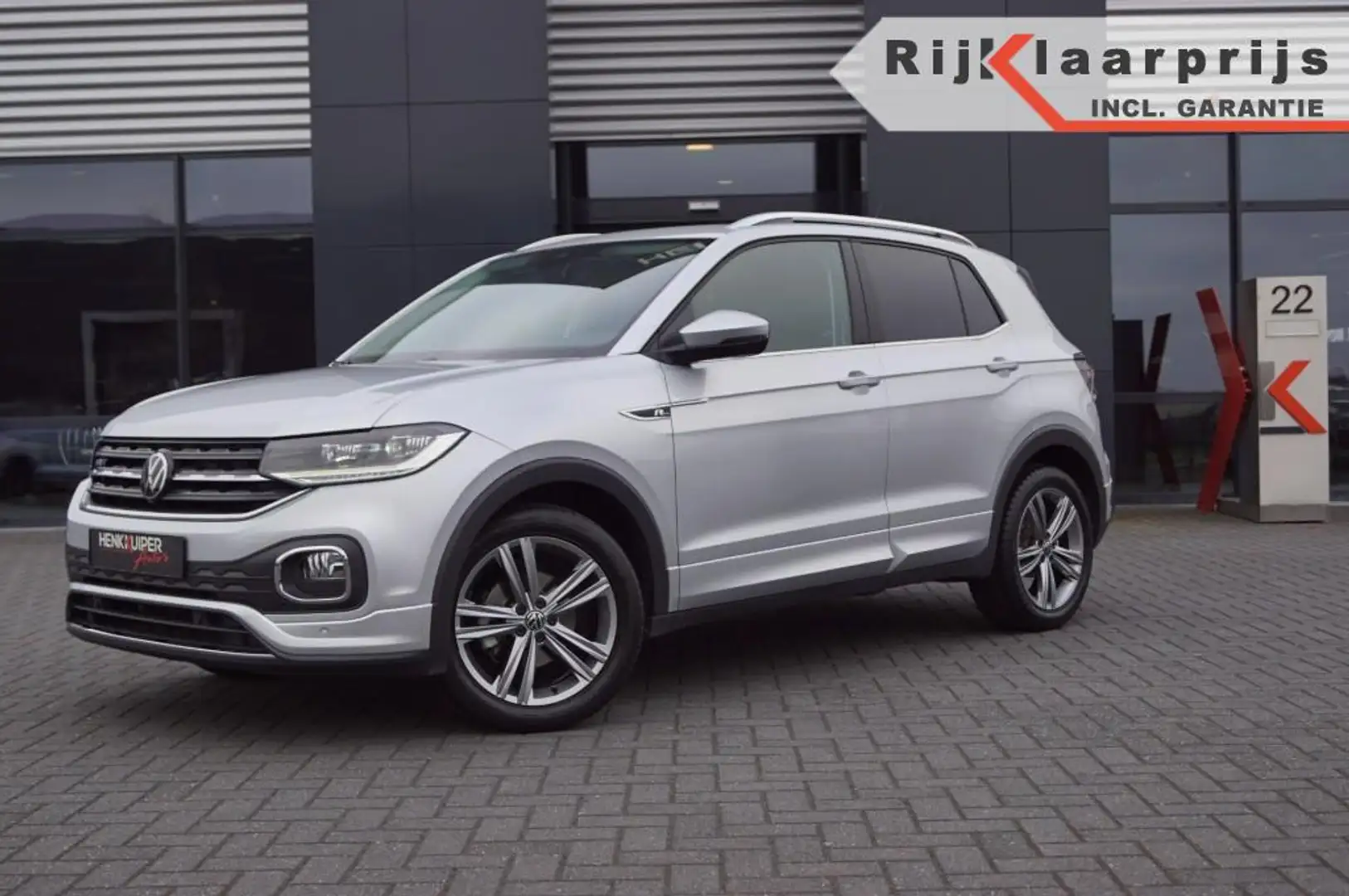 Volkswagen T-Cross 1.0 TSI DSG R-Line / Navi / Camera / ACC / PDC / L Zilver - 1