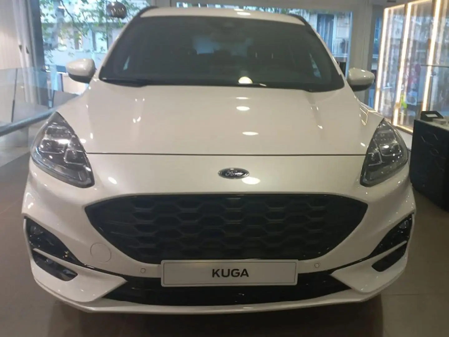 Ford Kuga ST-Line X 2.5 Duratec FHEV Auto 190cv Blanco - 2