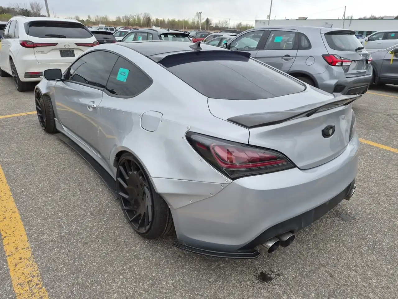 Hyundai Genesis снимка Hyundai Genesis