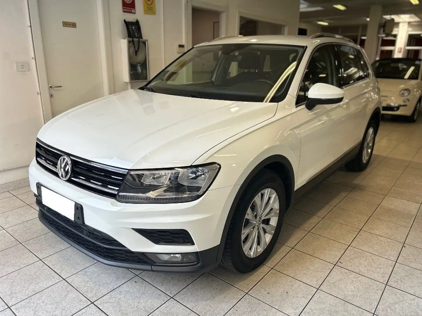 Volkswagen Tiguan 1.6 TDI SCR Business BlueMotion Technology Bianco - 1