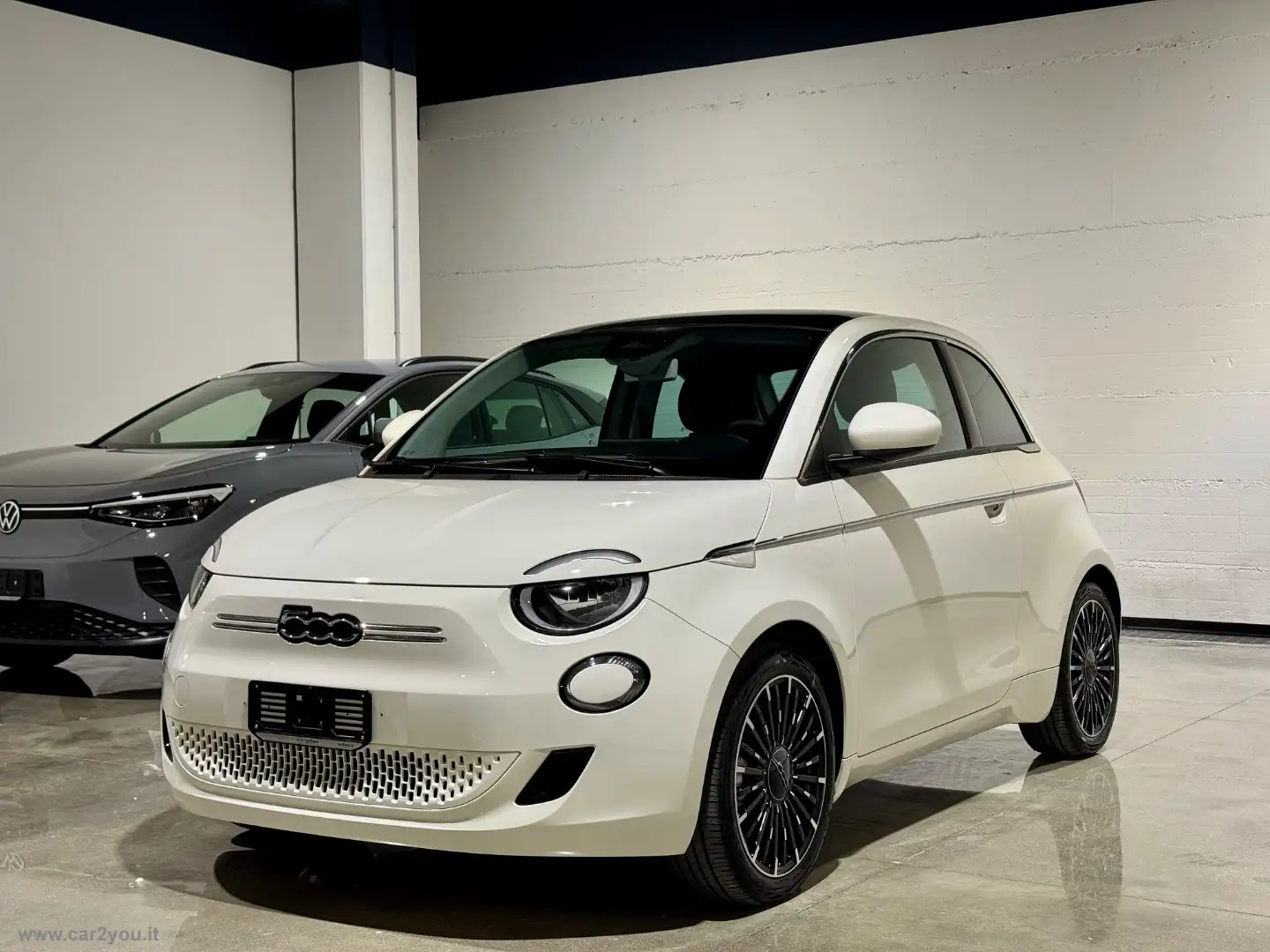 Fiat 500e e Icon Plus 3p 118cv 42kWh Blanco - 1