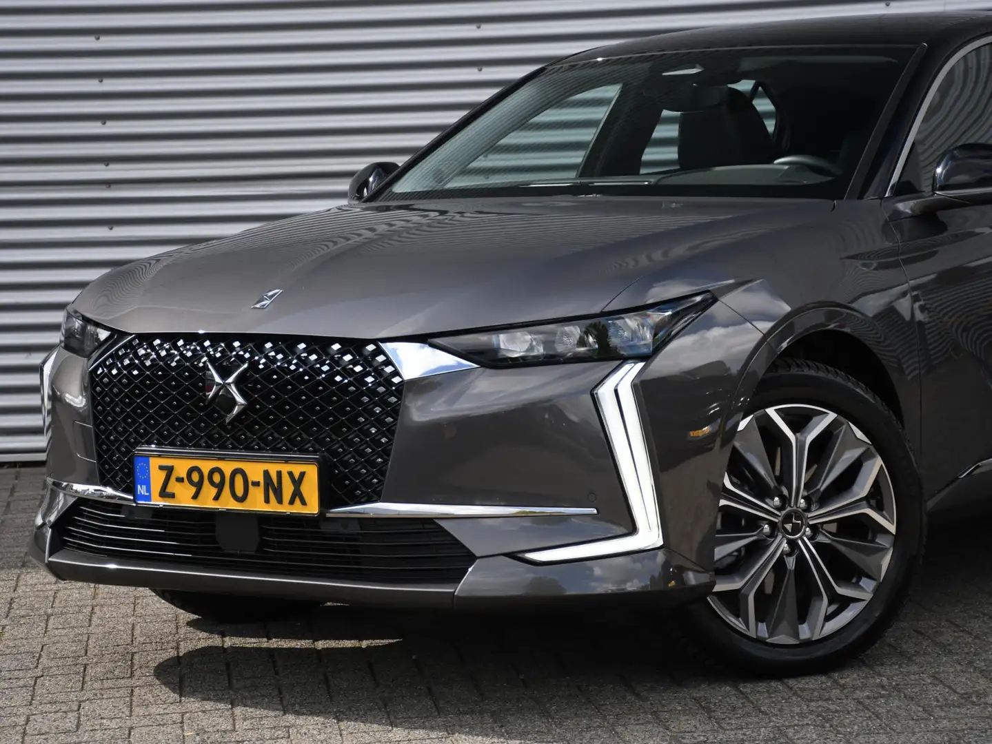 DS Automobiles DS 4 Bastille 1.6 E-Tense 225pk Automaat NAVI | CAMERA Gris - 2