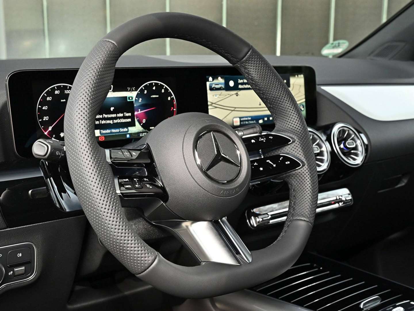 Mercedes GLA 200 AMG Line - 2026 - Joinsteer - #25