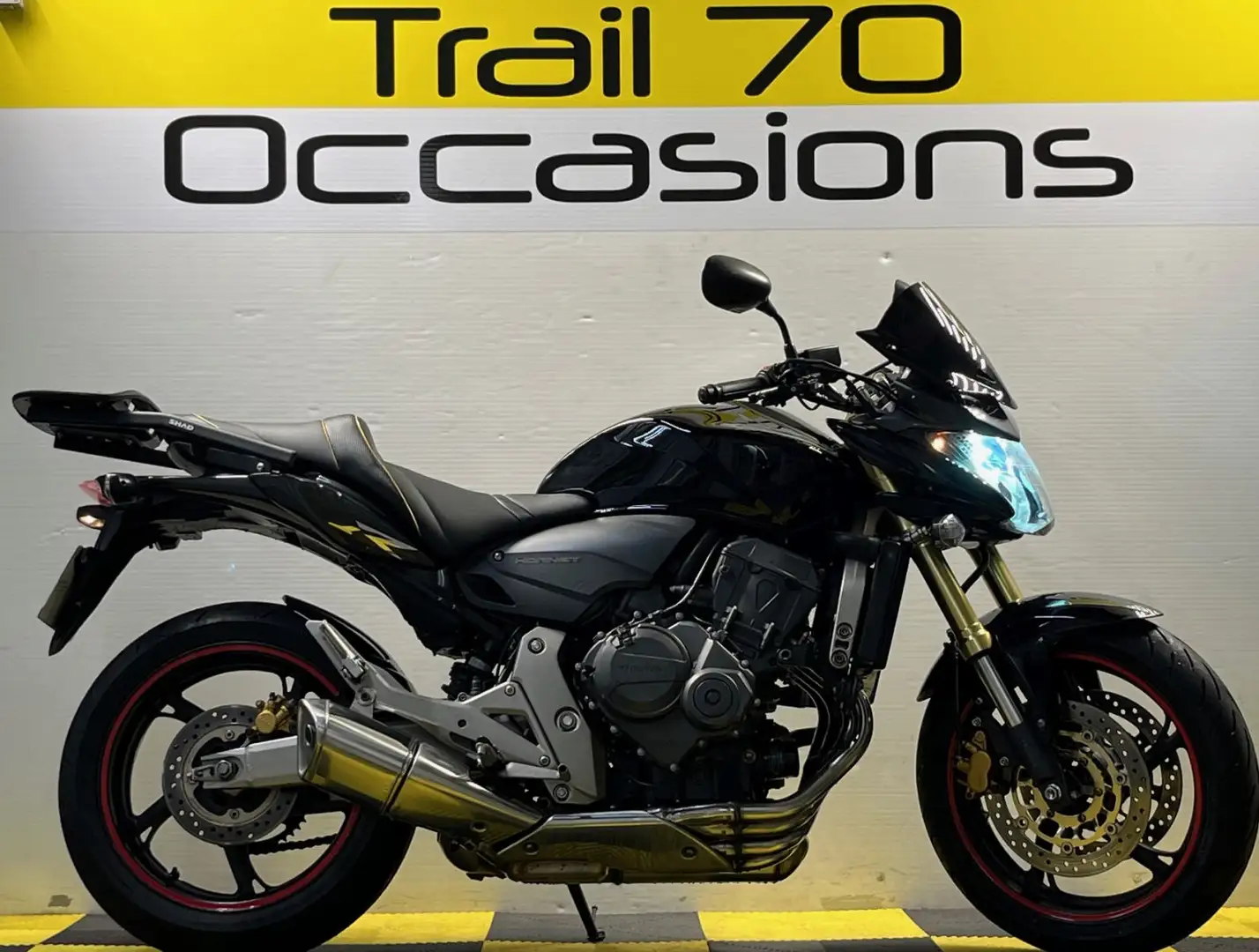 Honda Hornet Noir - 1