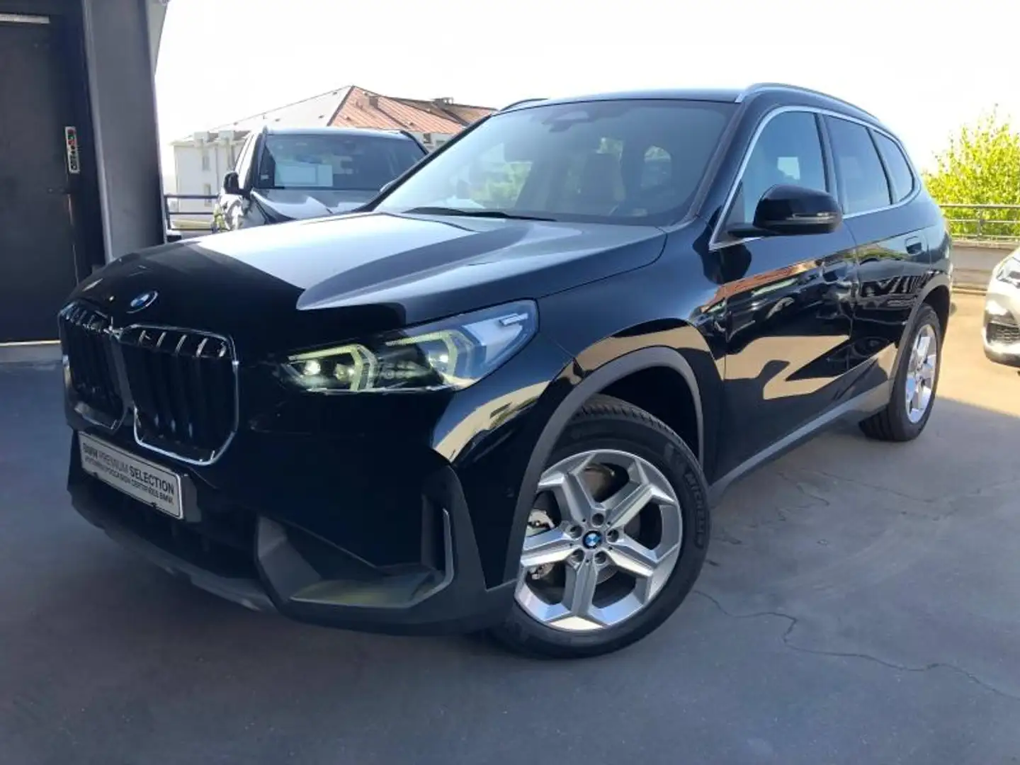 BMW X1 sDrive20i 170ch Business Design Noir - 1
