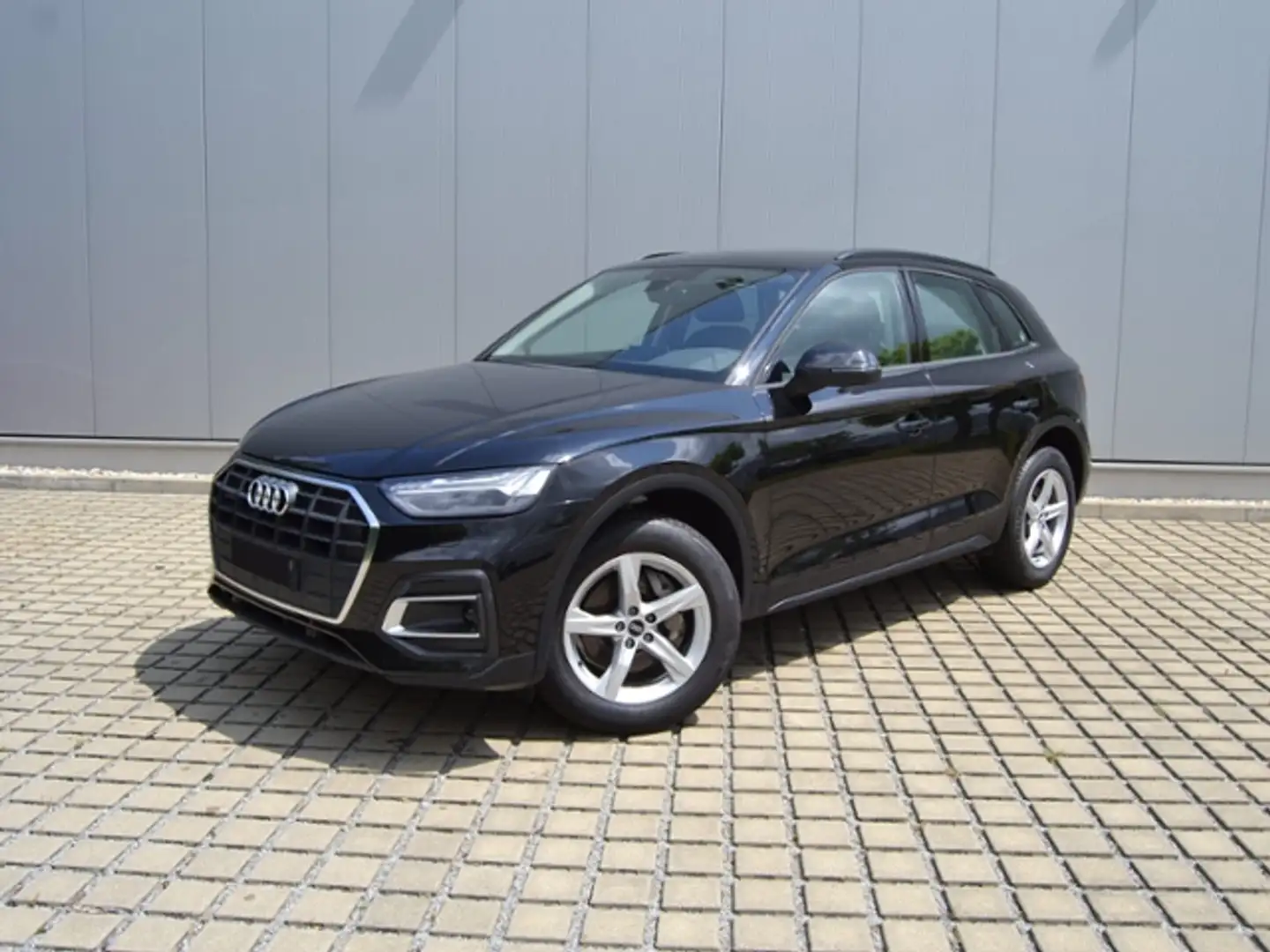 Audi Q5 40 TDI quattro S-tronic AHK/MATRIX/NAVI/AVC/18-ZO Schwarz - 2