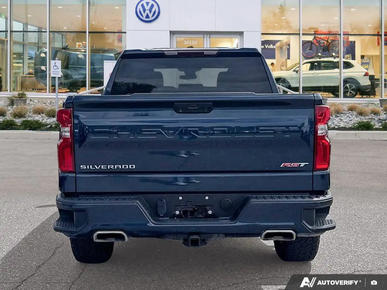 Chevrolet Silverado 1500 снимка Chevrolet Silverado 1500